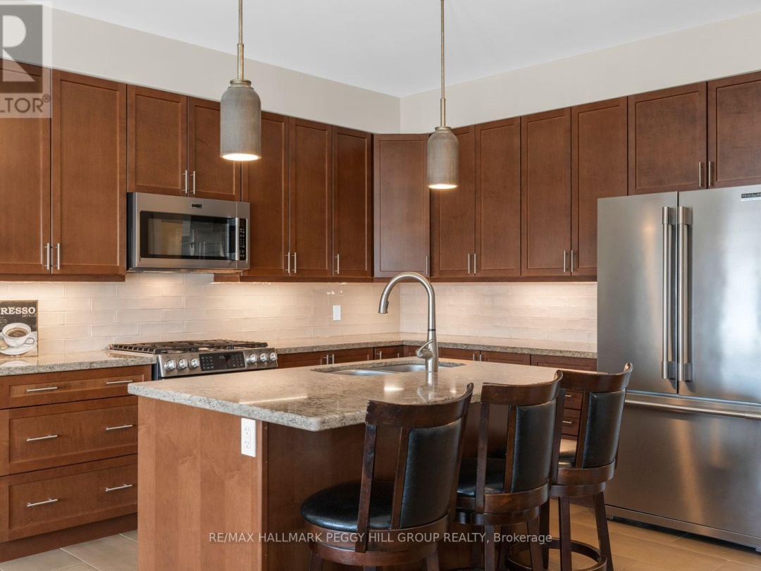 21 - 10 INVERMARA COURT, Lake Simcoe