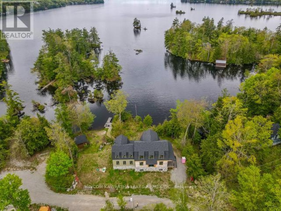 16 EVERGREEN WAY, Pigeon Lake