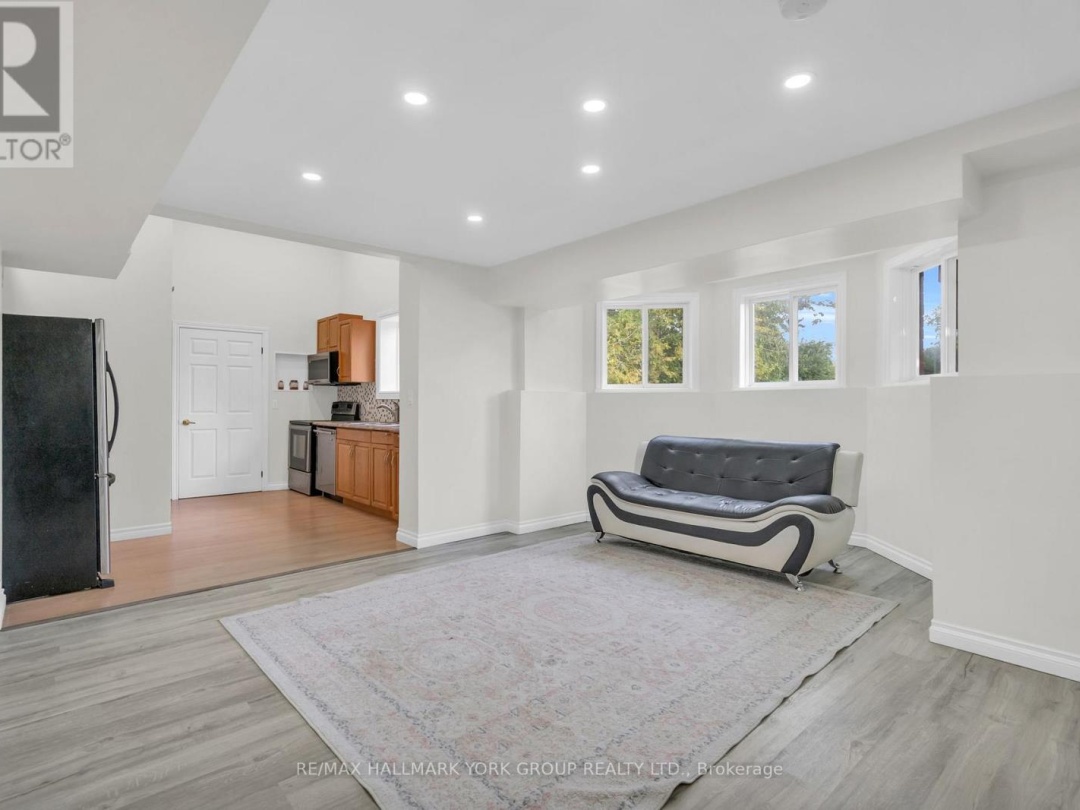 36 BALL AVENUE E, 