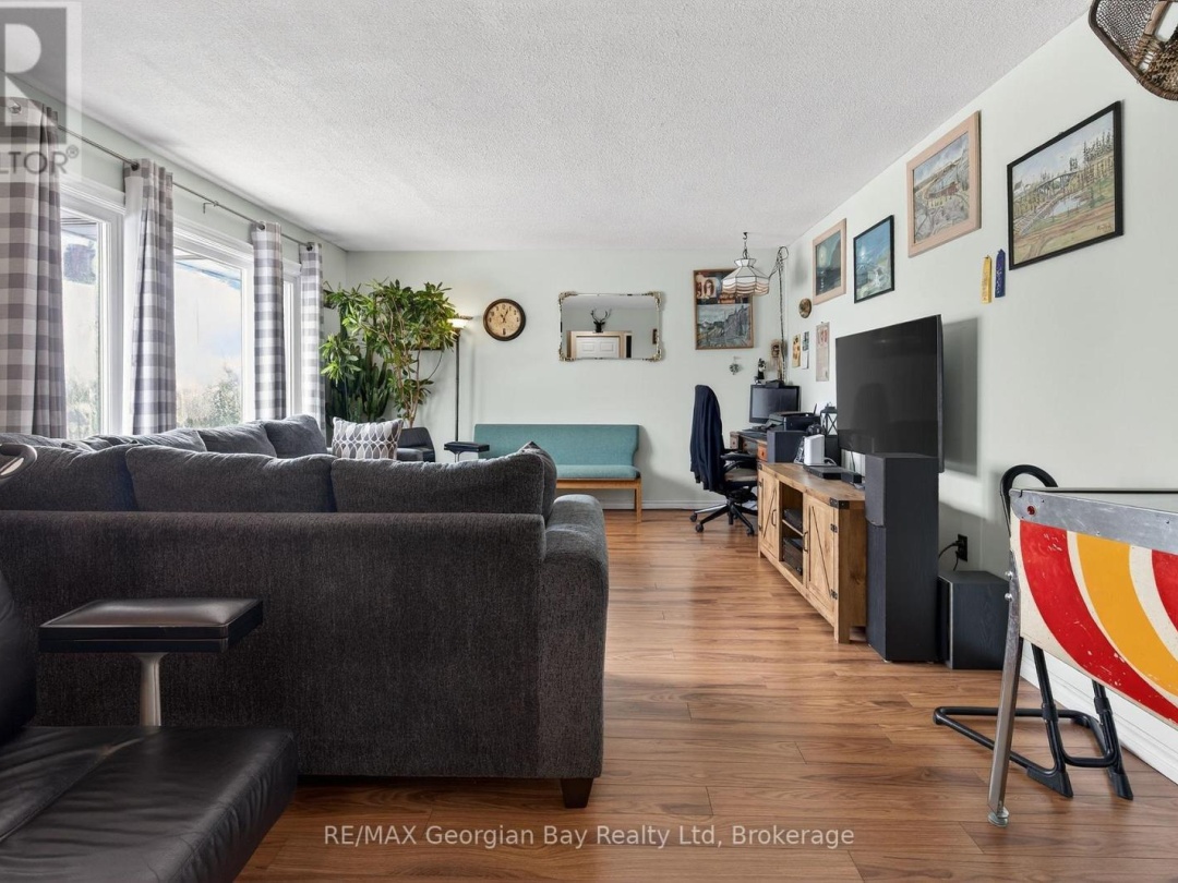 480 BRODERICK STREET, Tay (Port McNicoll)