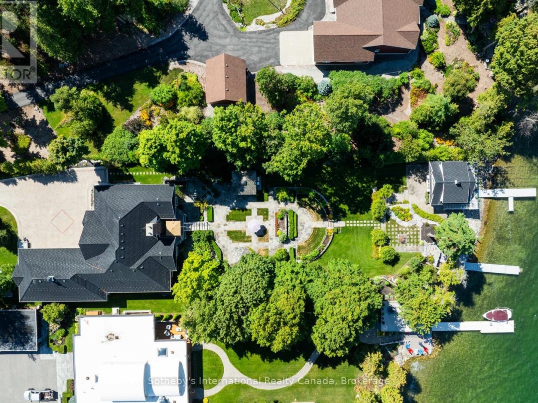 153 CREIGHTON STREET S, Lake Simcoe