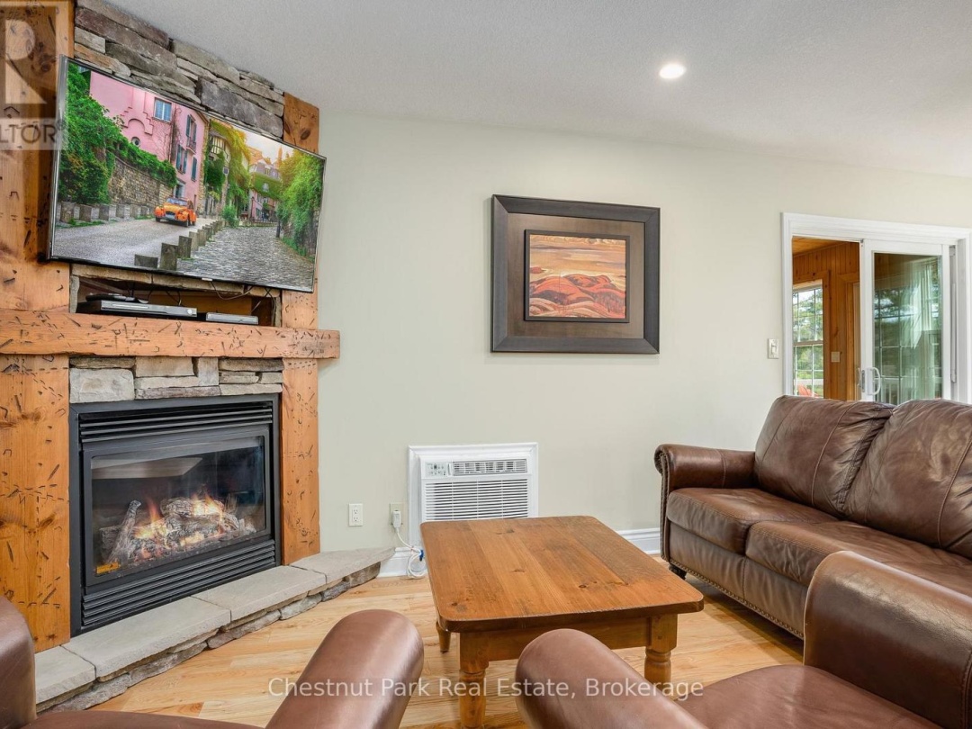 107-10 - 1052 RAT BAY ROAD, Lake of Bays