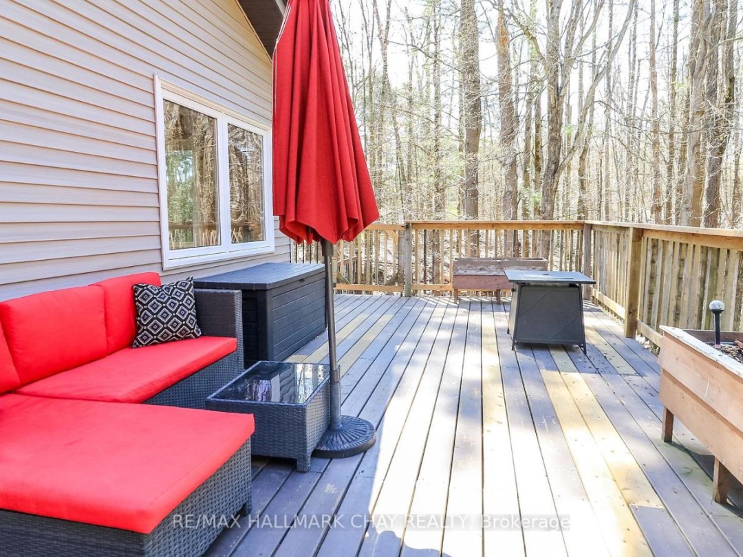 4062 WAINMAN LINE, Severn (Bass Lake)