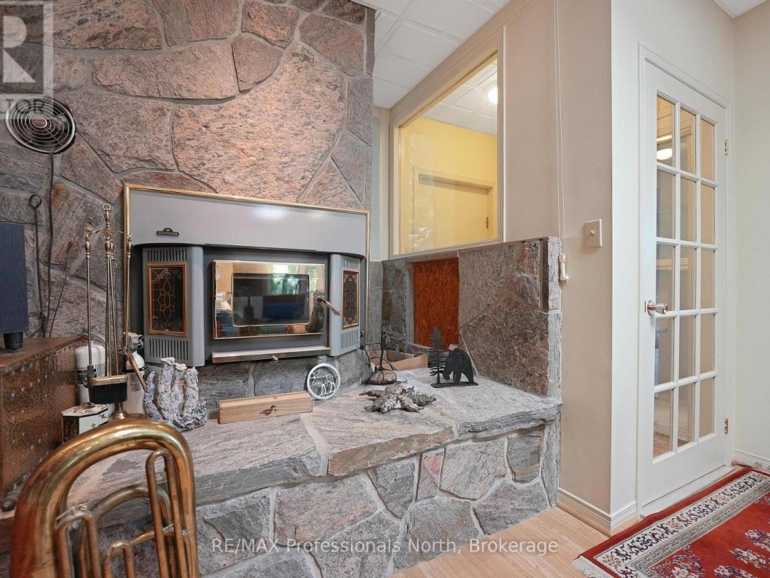 20871 HIGHWAY 35, Wren Lake