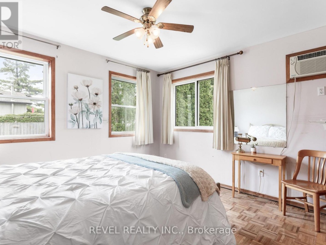 483 LONG BEACH ROAD, Sturgeon Lake