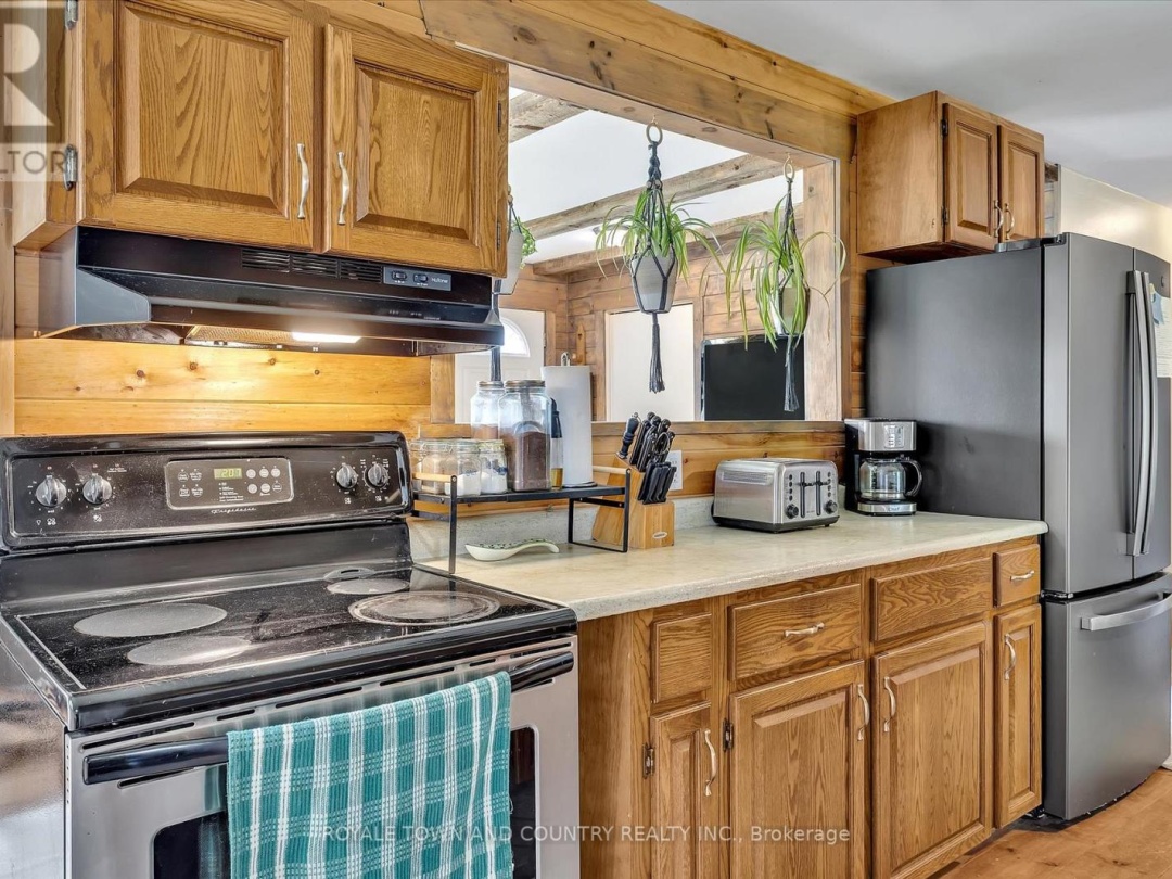 1042 TWEED DRIVE, Highlands East (Glamorgan)