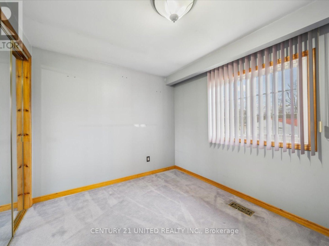 128 PEARNS ROAD, 