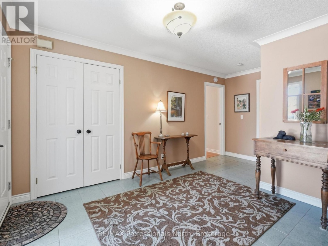 31 THE GRANITE BLUFF, Bracebridge (Macaulay)