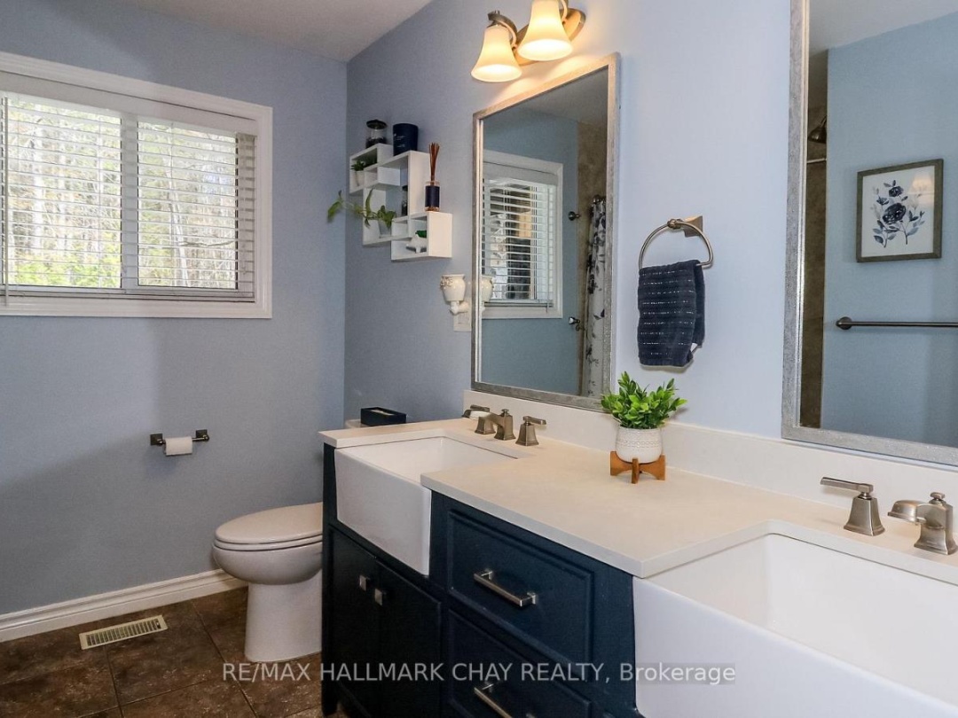 4062 WAINMAN LINE, Severn (Bass Lake)
