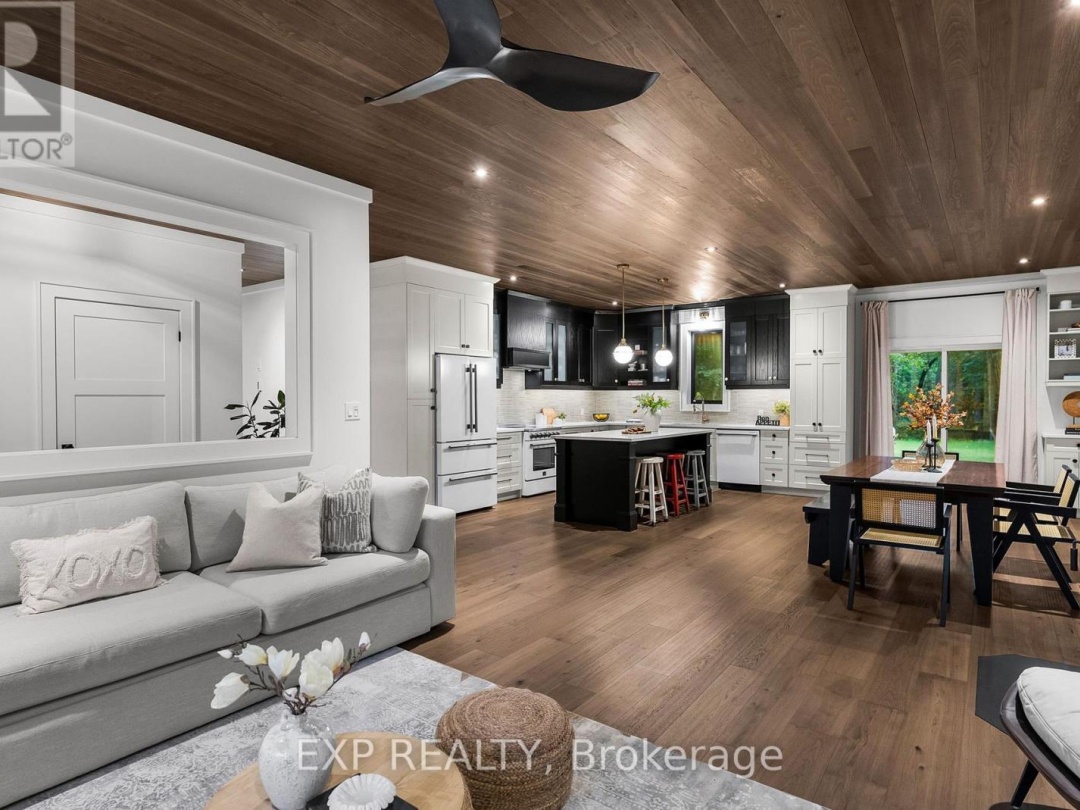 50 FAIRLIGHT GLEN CRESCENT, 