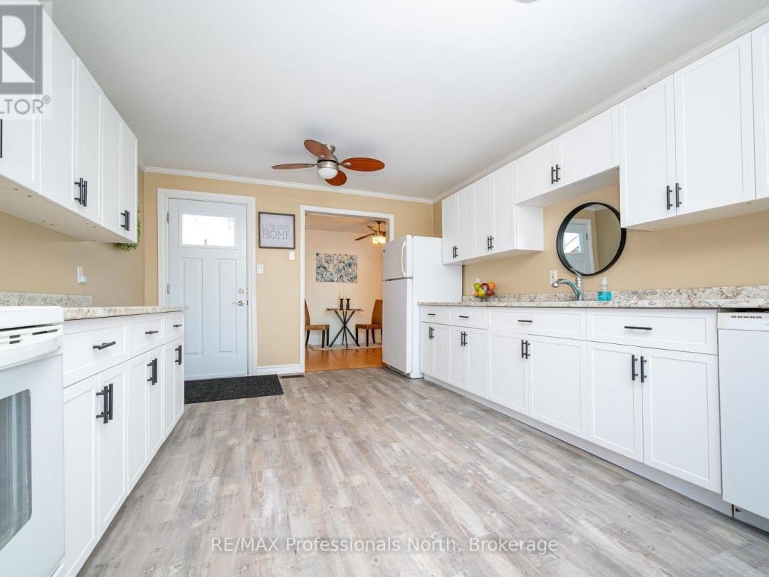 10 FLORENCE STREET W, Huntsville (Chaffey)