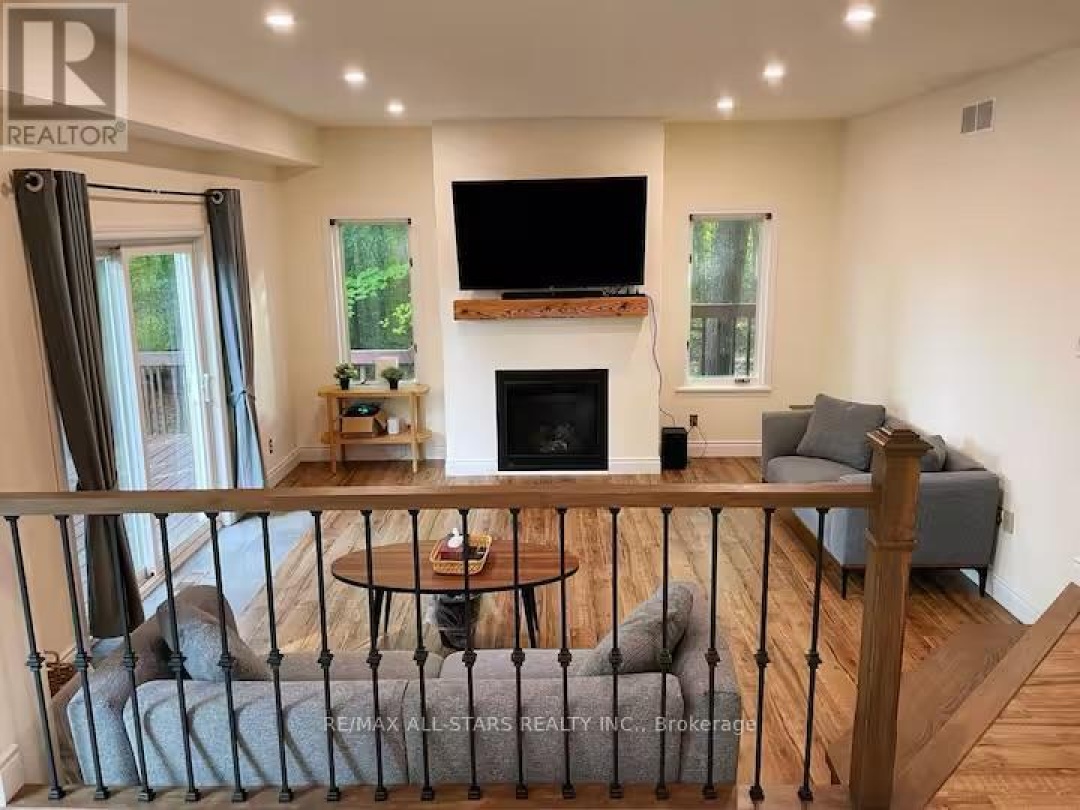 382 COUNTY RD 36, Trent Lakes