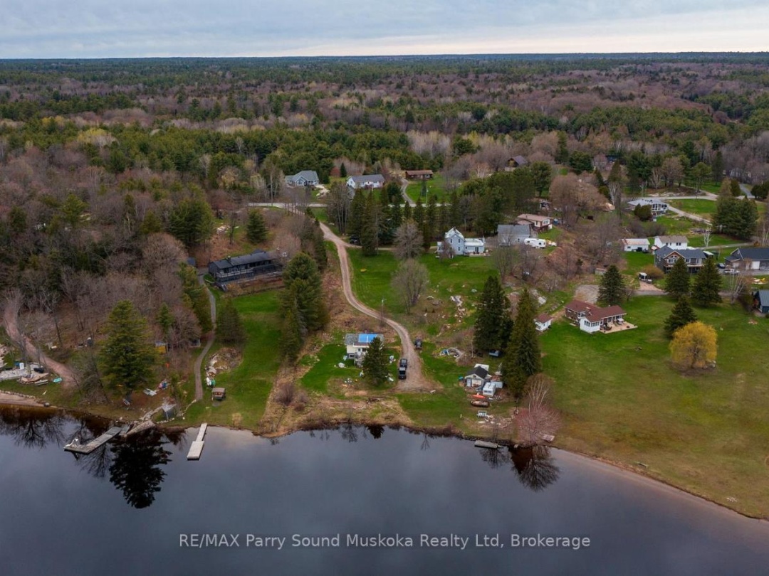 54 PINERIDGE DRIVE, McDougall