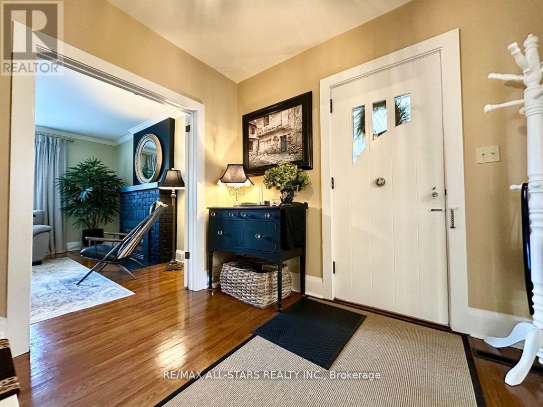 18 JOSEPH STREET, Kawartha Lakes (Bobcaygeon)