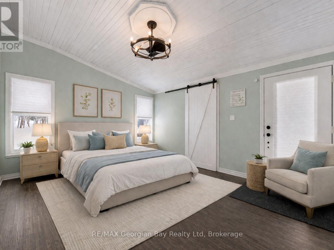 1745 TWIN OAKS CRESCENT, Matchedash Bay