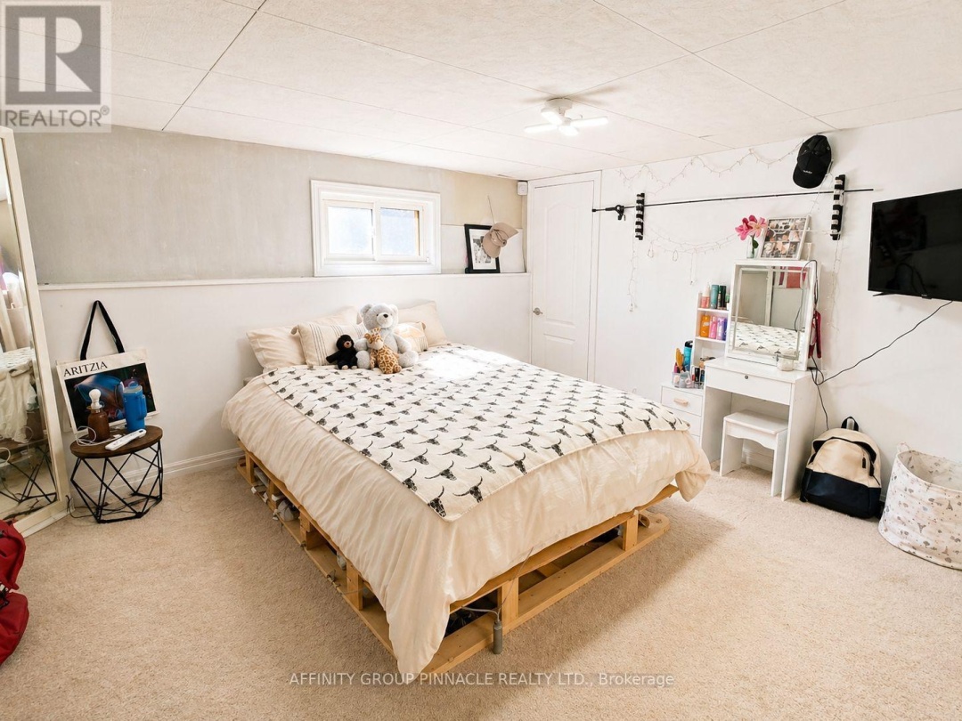 39 MUSKIE DRIVE, Lake Scugog