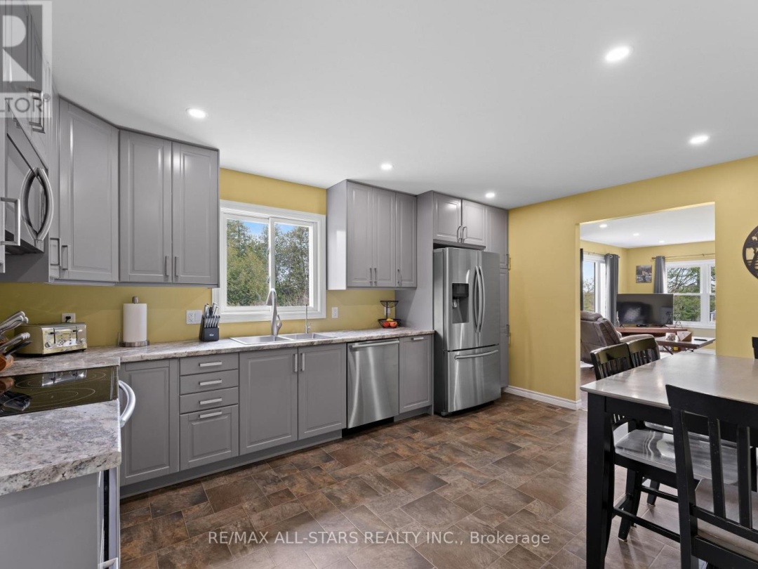 255 COUNTY RD 30, Kawartha Lakes (Verulam)