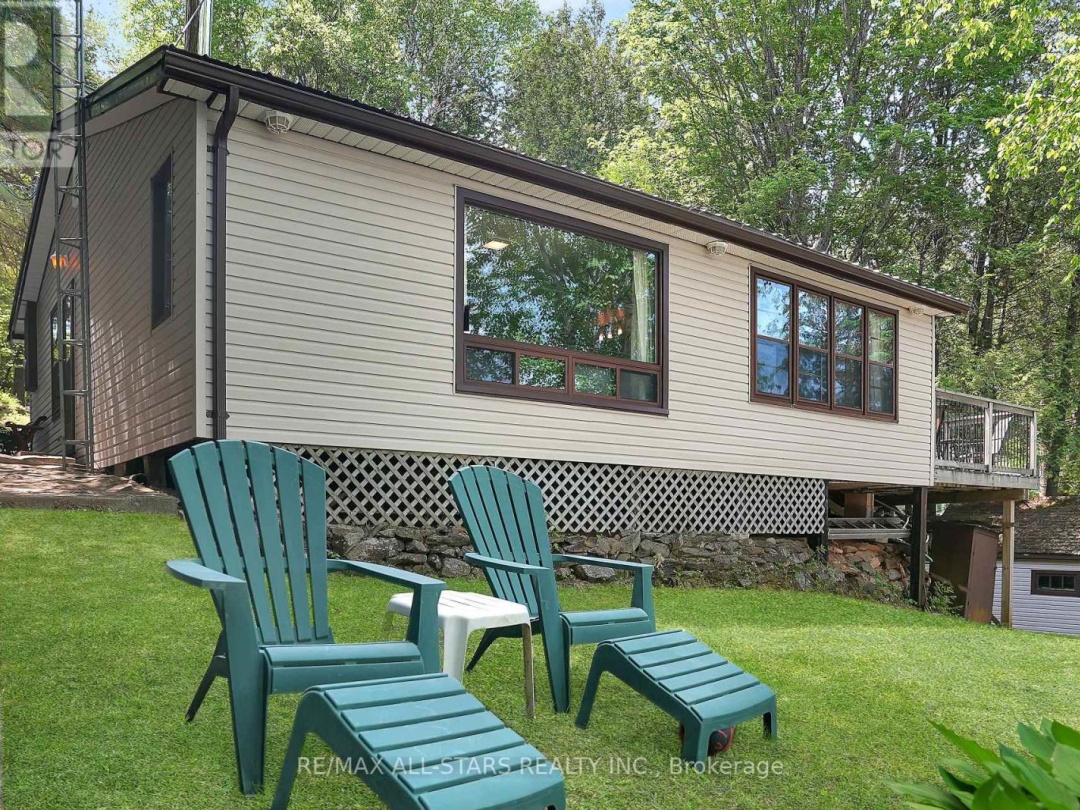 1233 CRYSTAL LAKE ROAD, Crystal Lake