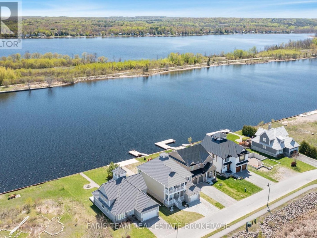 9 DOCK LANE, Georgian Bay