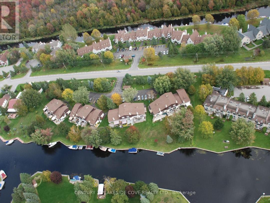 15 - 71 LAGUNA PARKWAY, Lake Simcoe