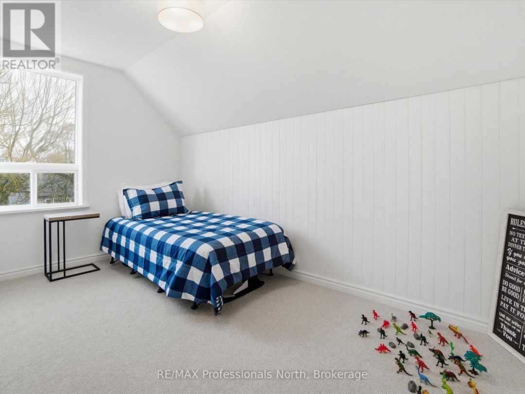 197 DILL STREET, Bracebridge (Macaulay)