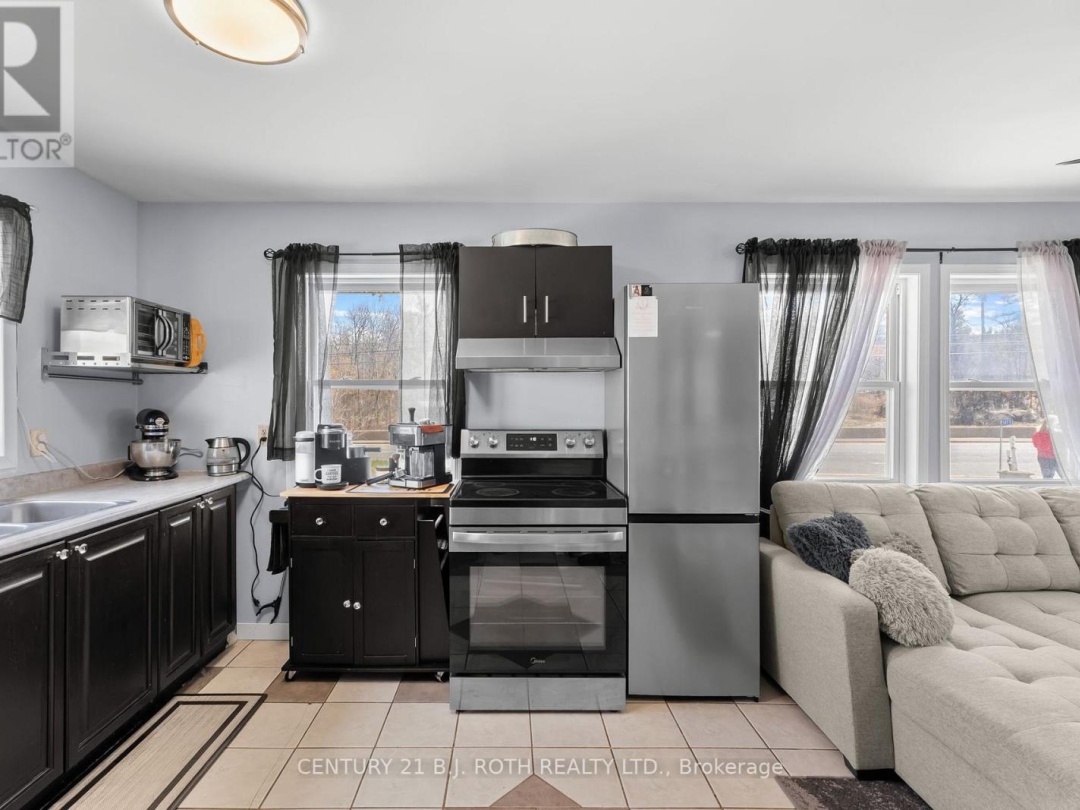 1411 HWY 11 S, Gravenhurst (Morrison)