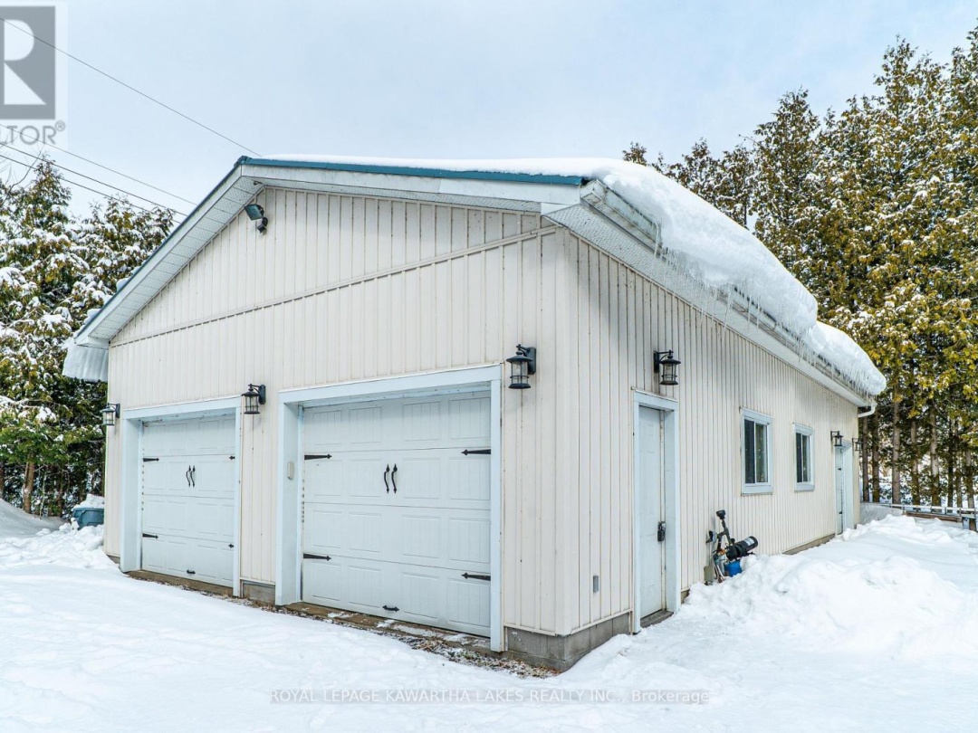 130 CRAWFORD ROAD, Canal Lake