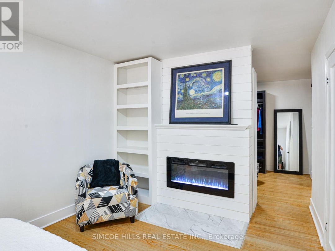 106 NORTH STREET W, 