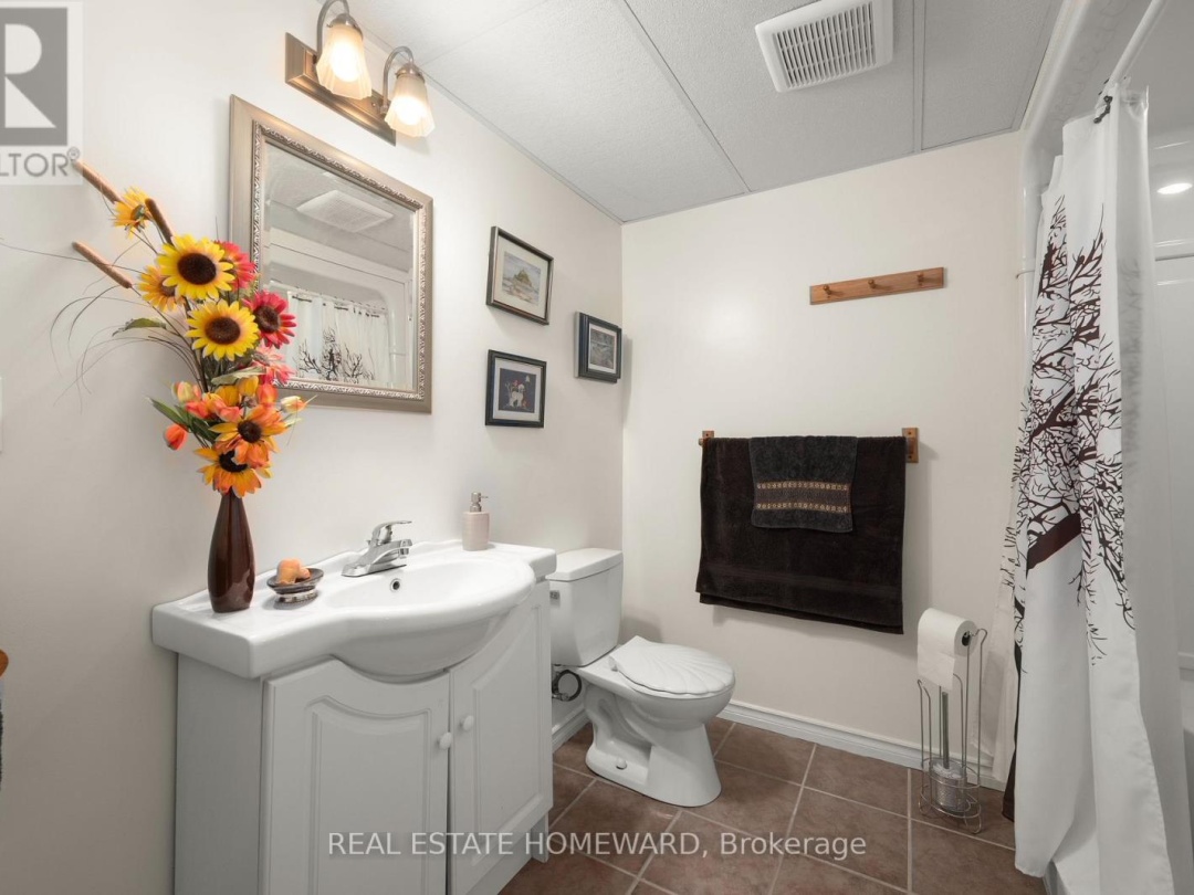 56 DRIFTWOOD SHORES ROAD, Canal Lake