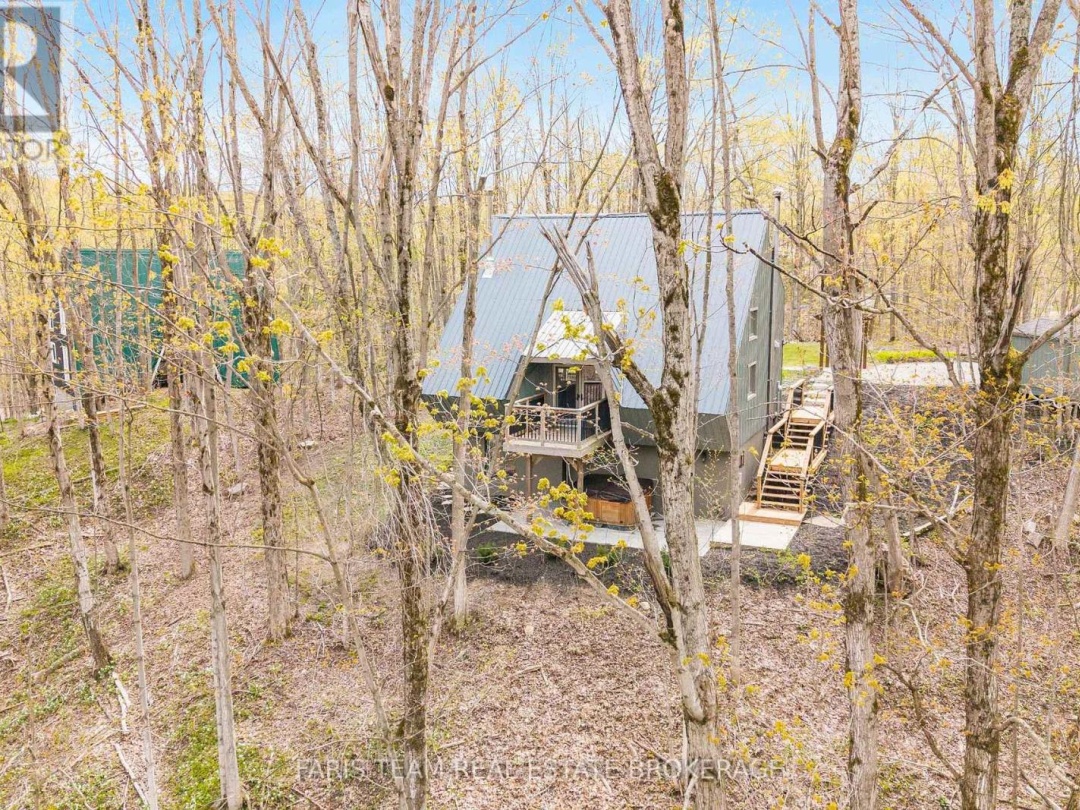 46 HURONWOODS DRIVE, Oro-Medonte (Sugarbush)