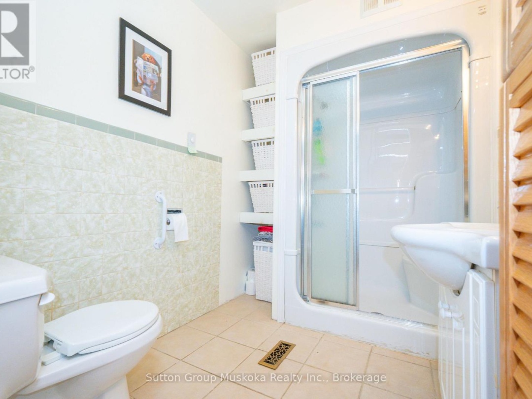 562 AND 568 EAST WASEOSA LAKE ROAD, 