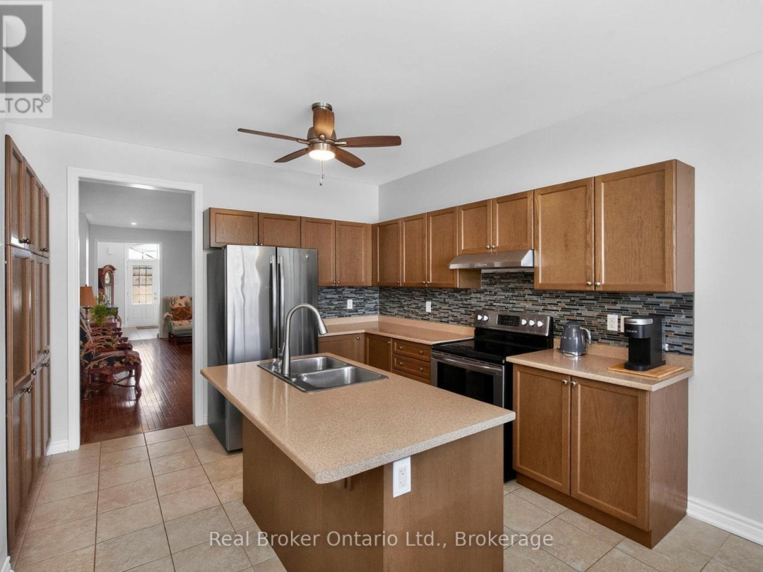 3135 EMPEROR DRIVE, Orillia