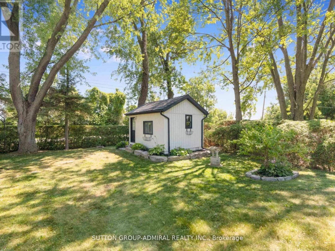 2232 LAKESHORE DRIVE, 