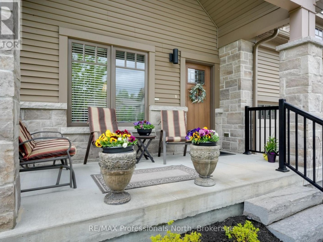 8 SERENITY PLACE CRESCENT, Huntsville (Chaffey)