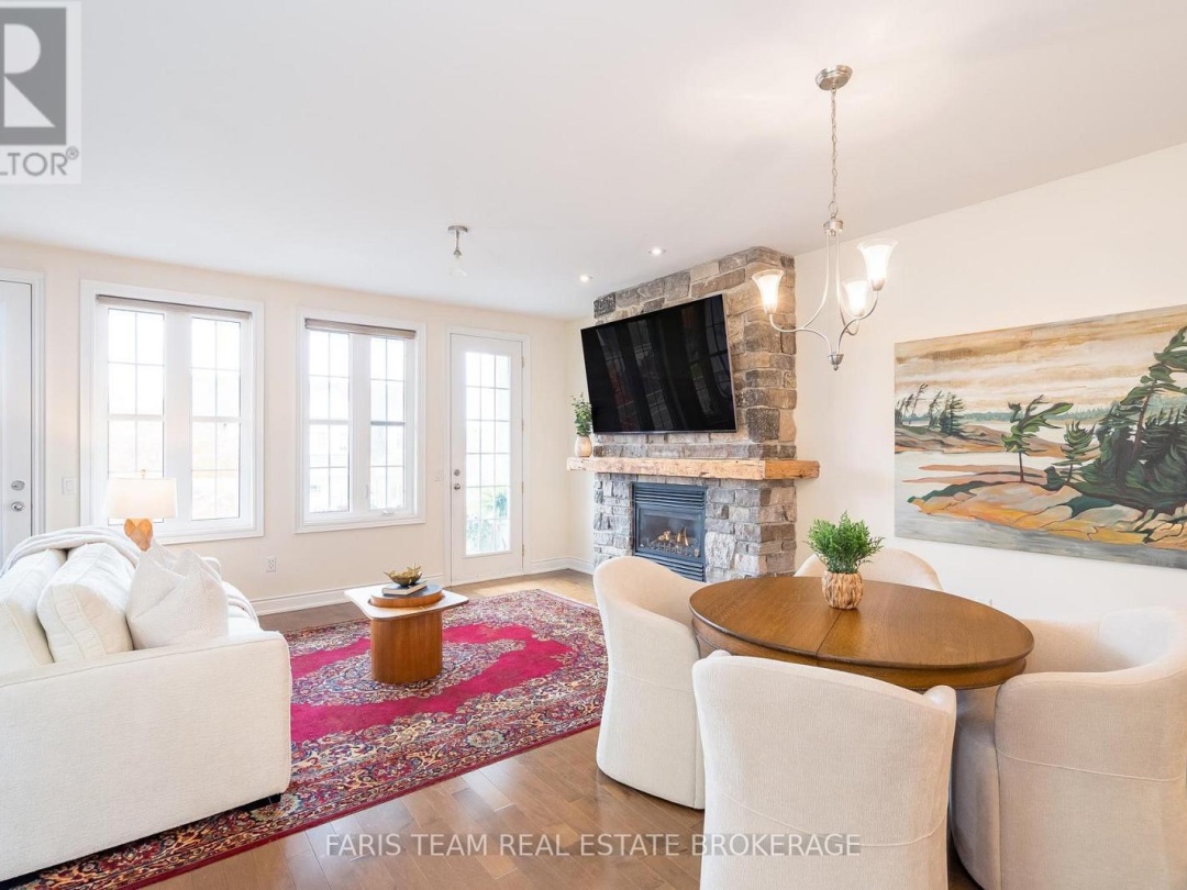 145 WYCLIFFE COVE, Tay (Victoria Harbour)