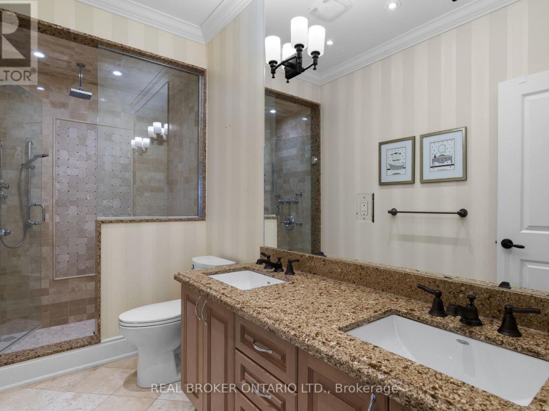 3315 BEACH CLUB BOULEVARD, 