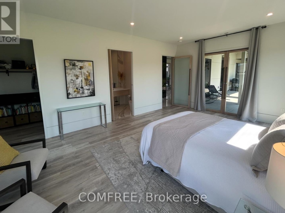 4252 BURNSIDE LINE, 