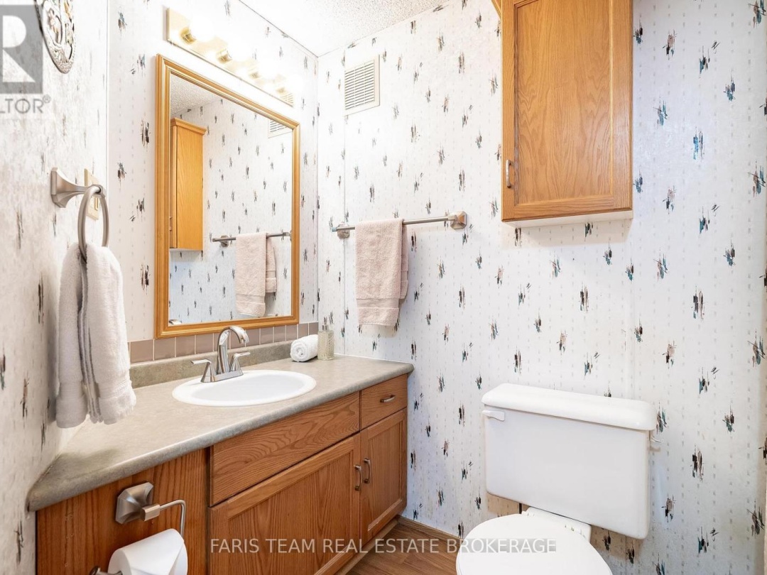 1407 FOX ROAD, Severn