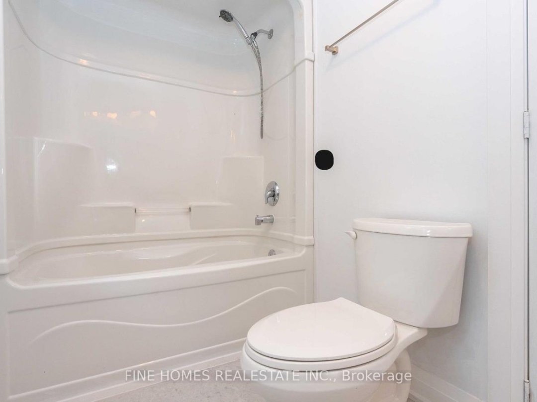 119 ALBERT STREET S, 