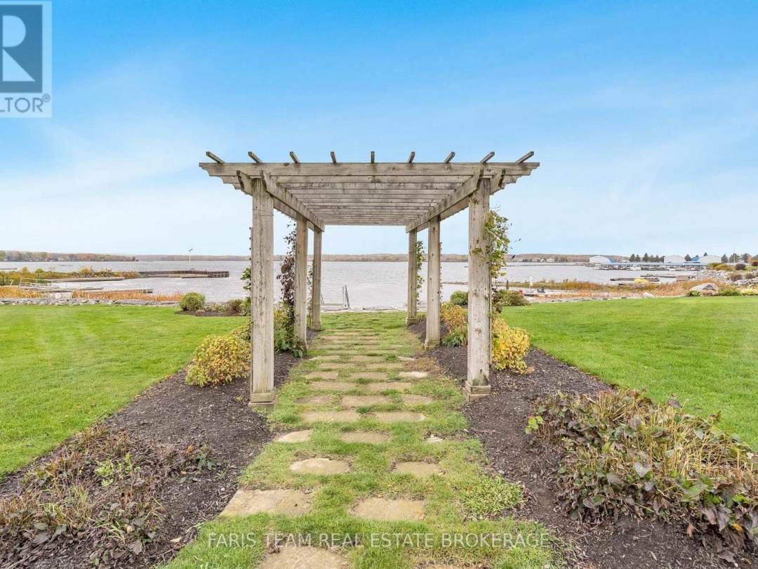 145 WYCLIFFE COVE, Tay (Victoria Harbour)