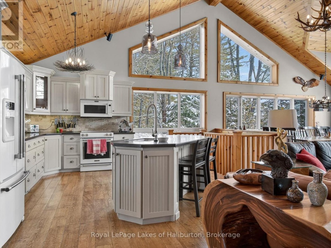 54 CLEARVIEW DRIVE, Crystal Lake