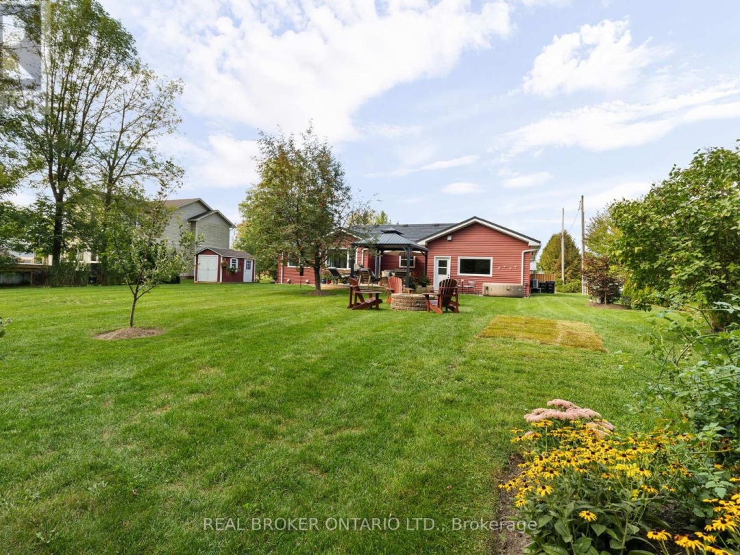 3803 LEO CRESCENT, 