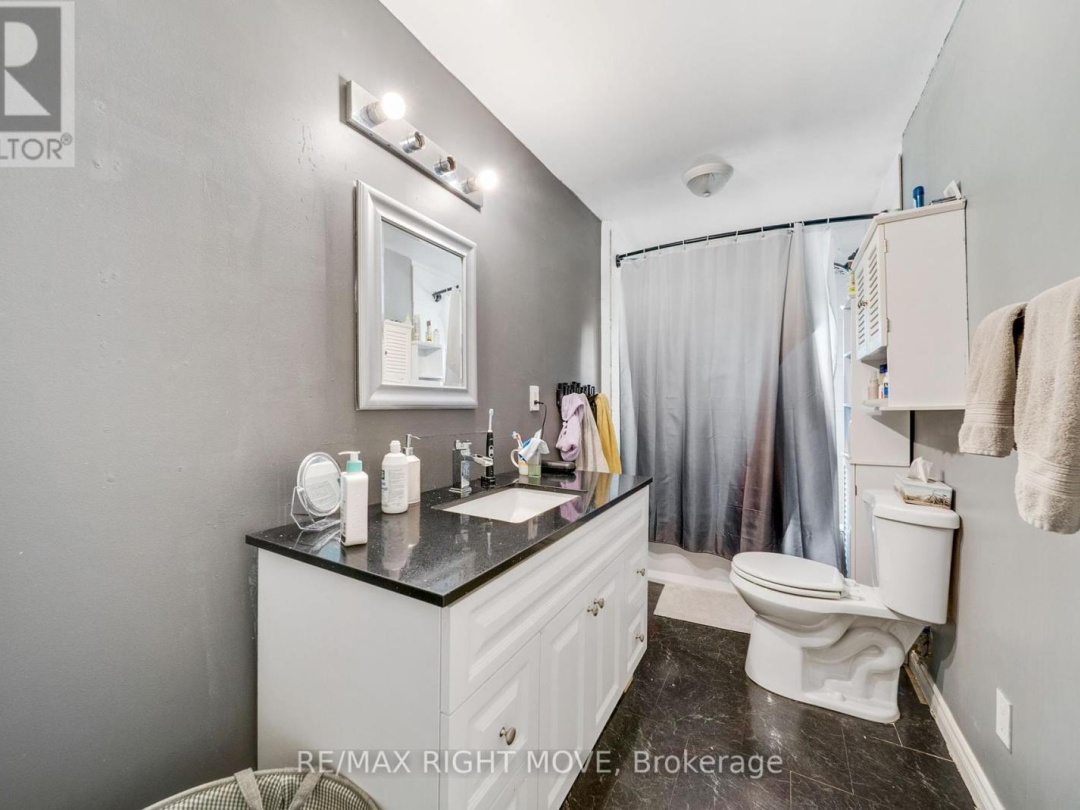 2639 EGO SIDE ROAD, 