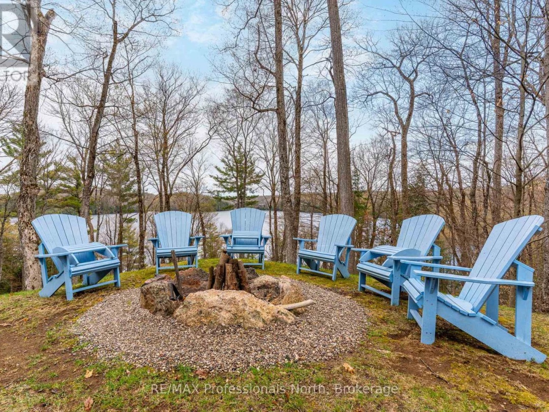 3179 TRAPPERS TRAIL, Miskwabi Lake