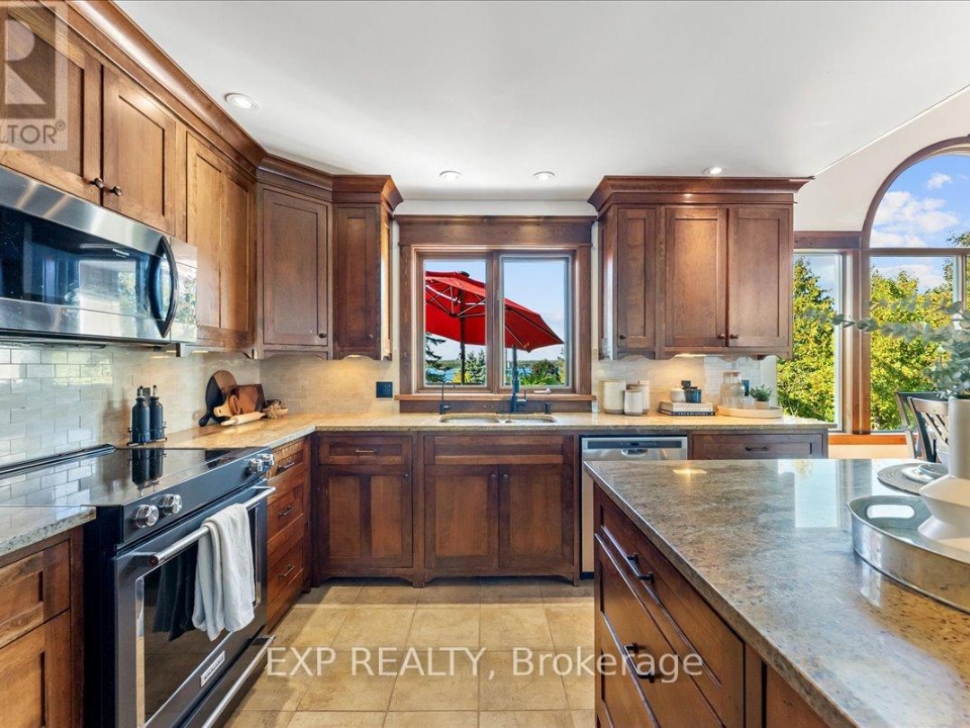 857 CEDAR GLEN ROAD, 