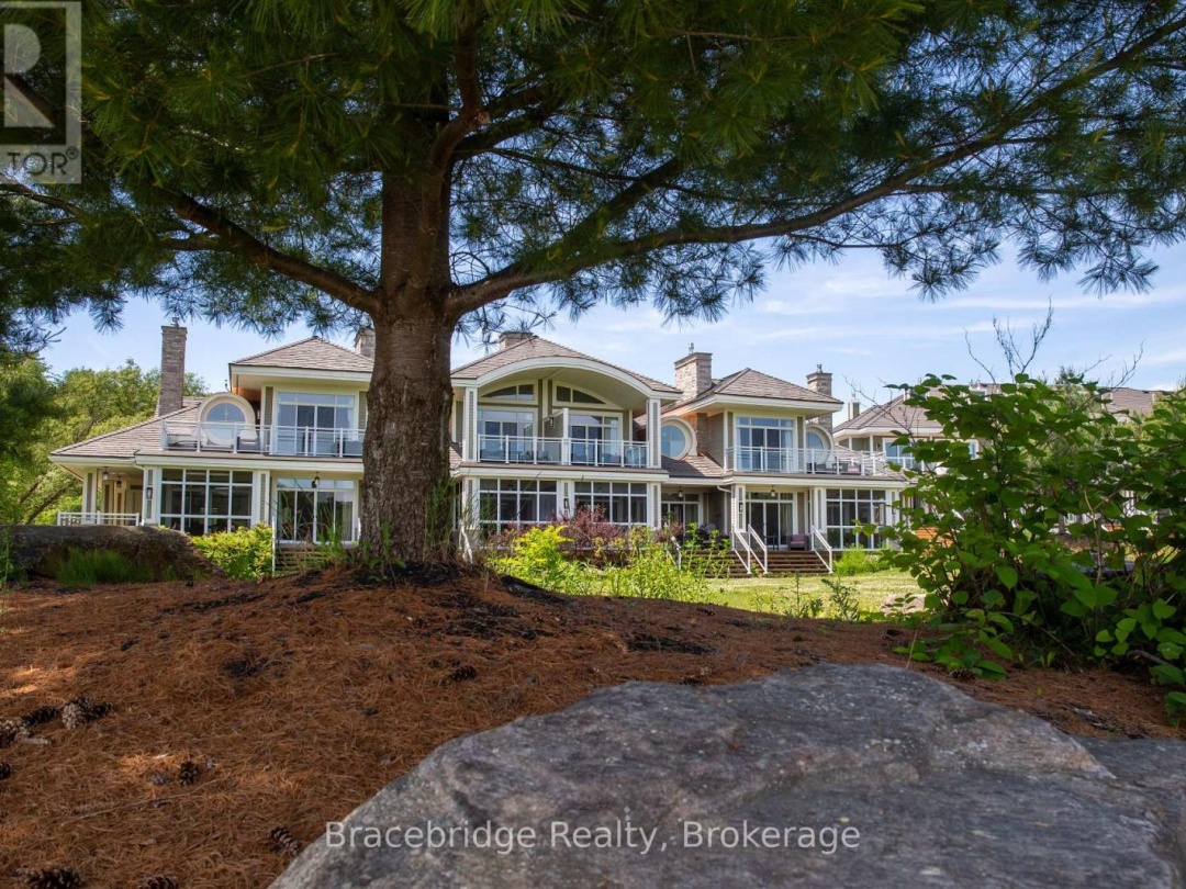 G103 D1 1869 Muskoka 118 Highway W, 