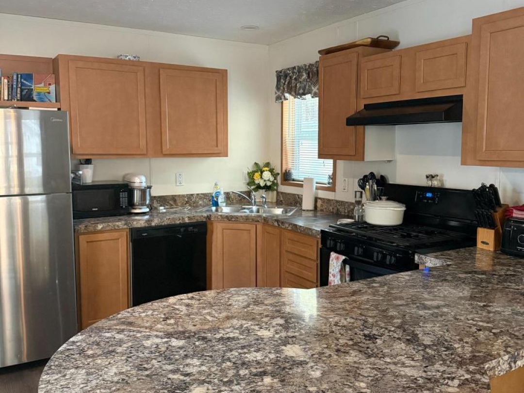 1050 4 SEASONS ROAD, Gravenhurst (Morrison)