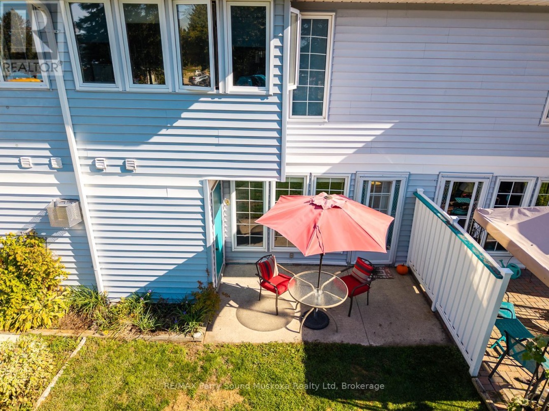 18 GEORGIAN BAY AVENUE, Parry Sound