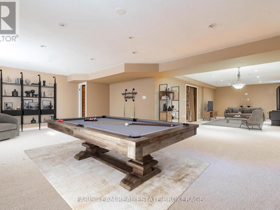 2 BAYSIDE AVENUE, 