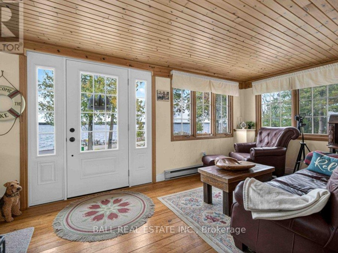 769 CEDAR GLEN ROAD, Sturgeon Lake